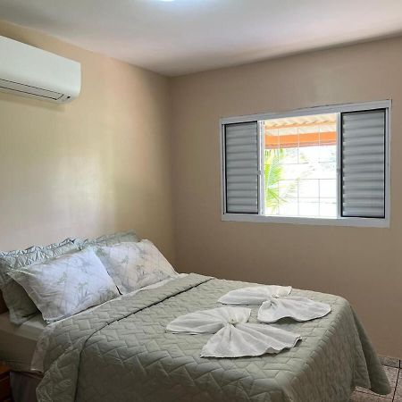 Casa Bouganville - Quarto Com Cozinha Novo Airão Eksteriør billede