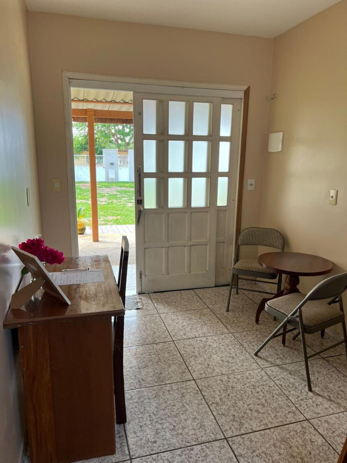 Casa Bouganville - Quarto Com Cozinha Novo Airão Eksteriør billede